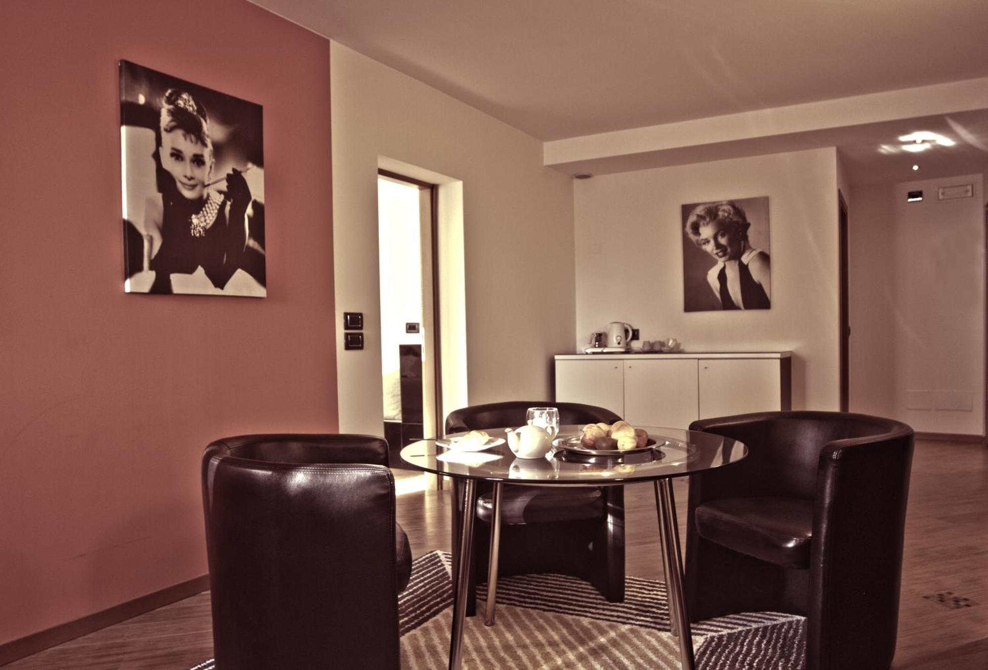 Junior Suite,709027711:JPEG